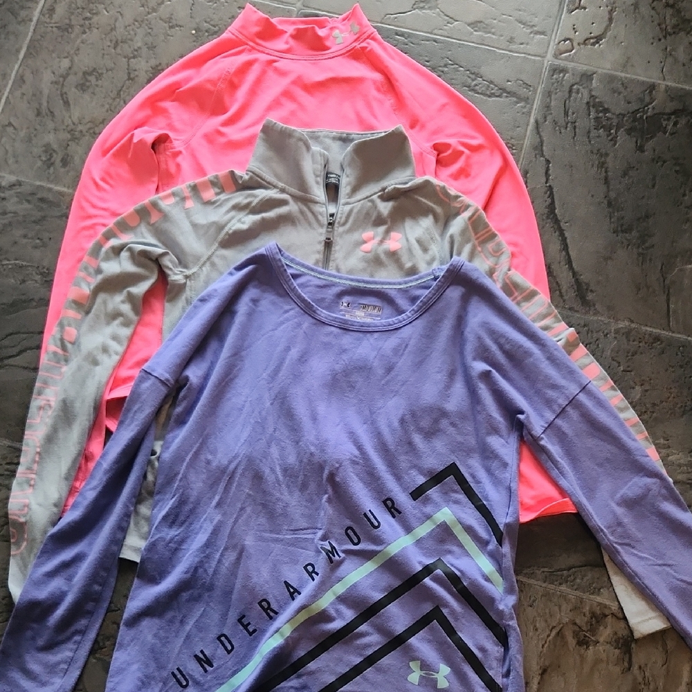 Under Armour Girls Youth Medium PLAY Lot